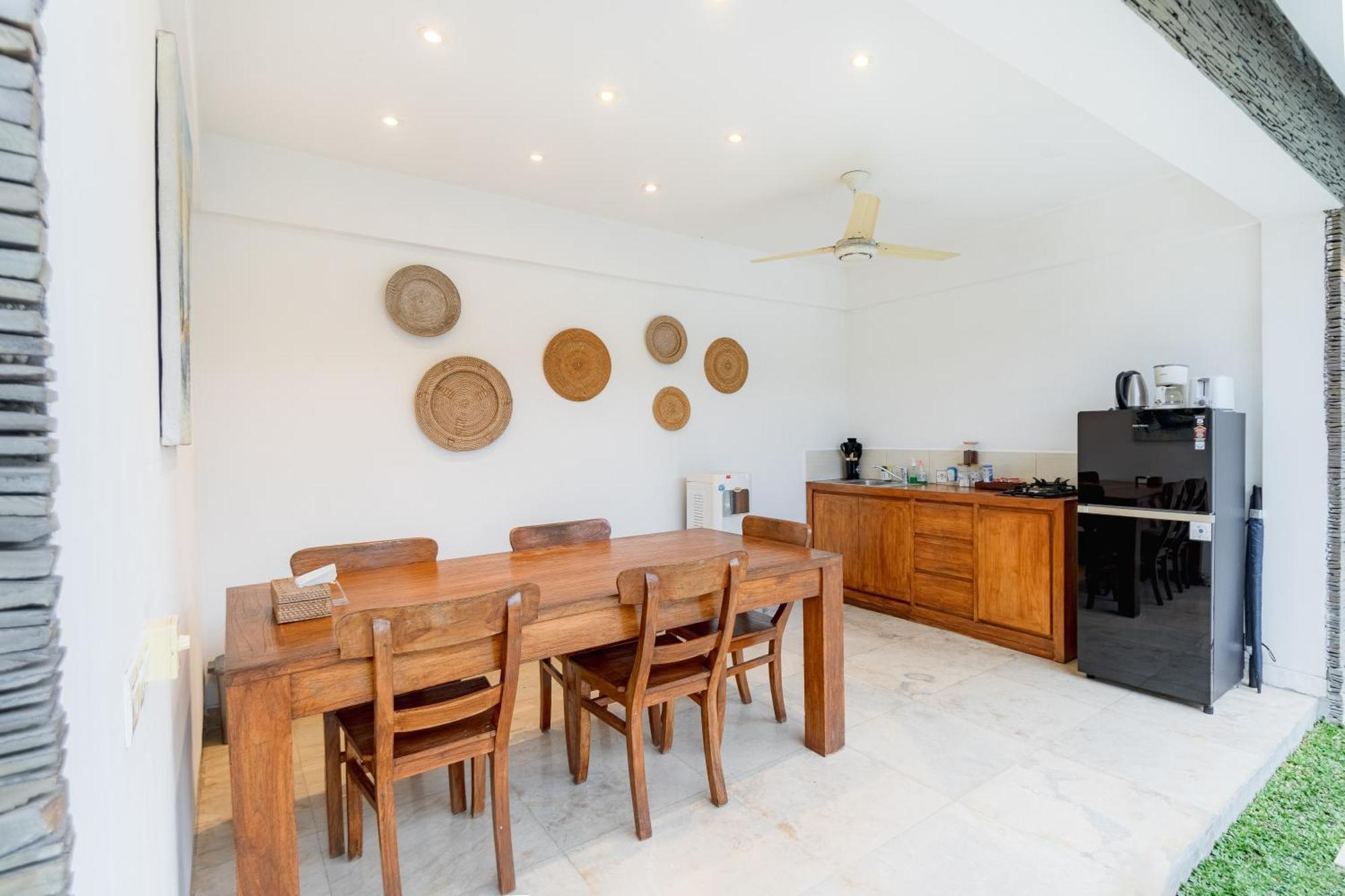Two Lizards Beach Villas ซานูร์ ภายนอก รูปภาพ